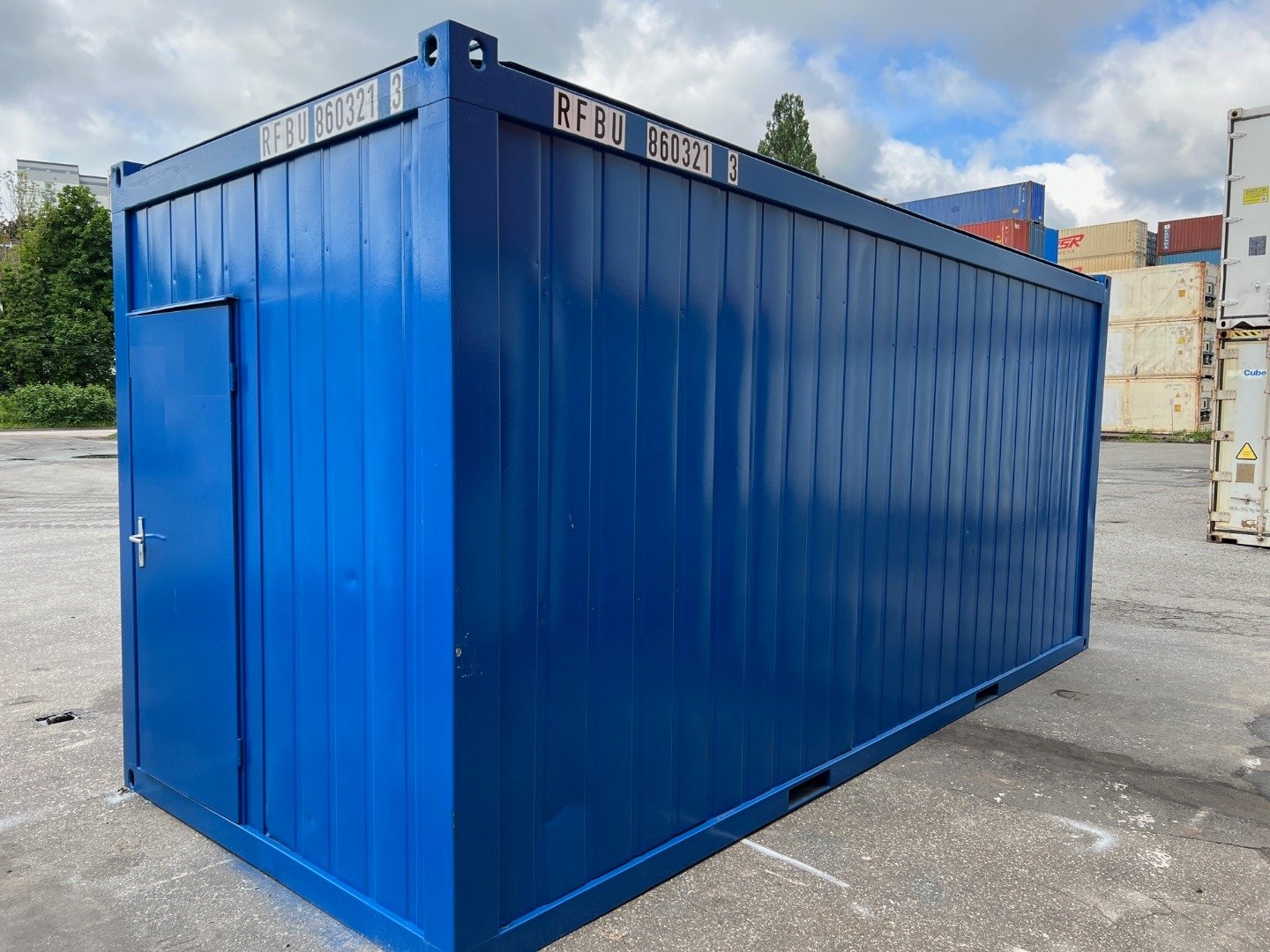 Bürocontainer 20 Fuß Blau RAL 5010 – Neu — 7