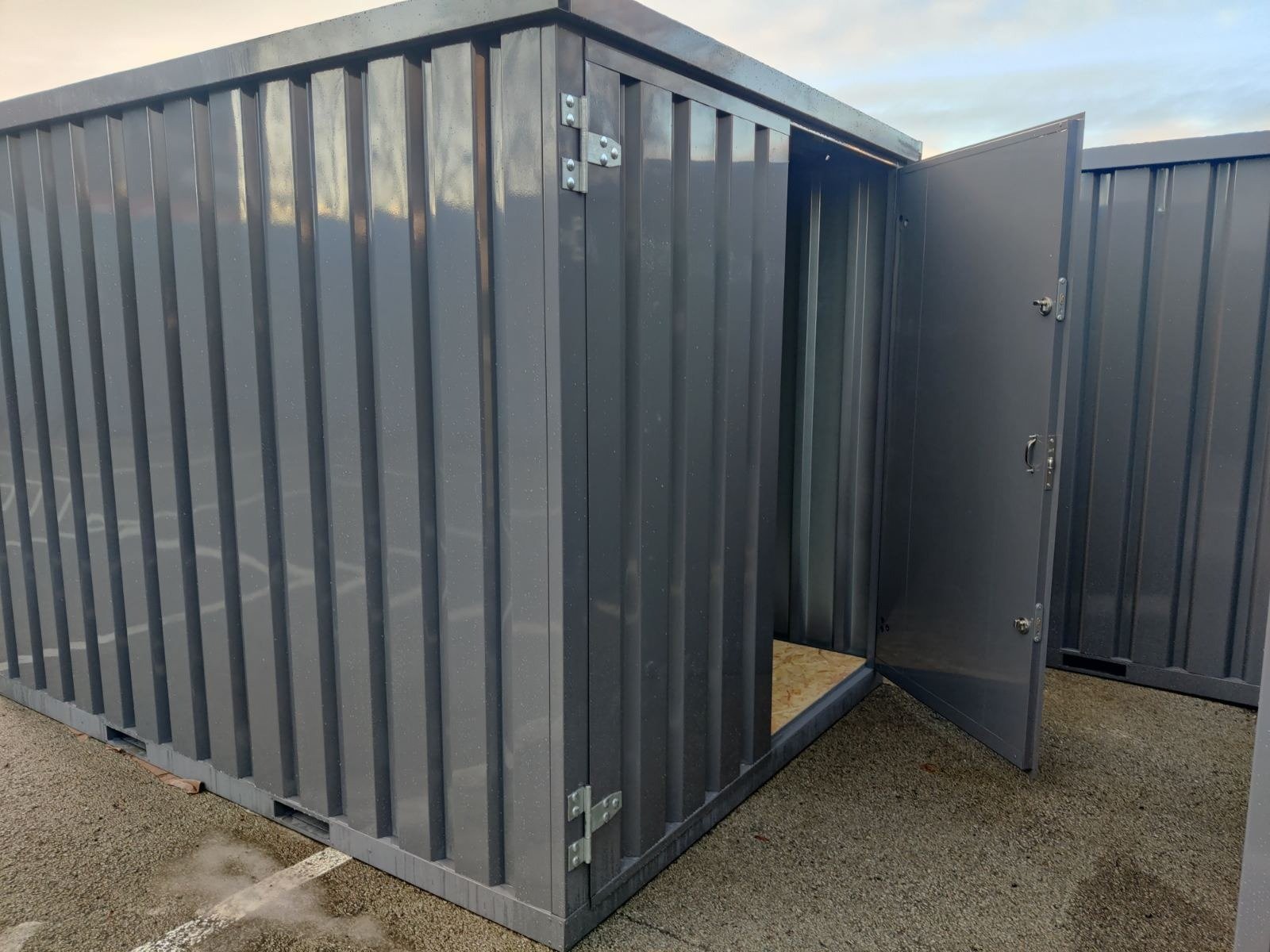 Lagercontainer 9 Fuß Verzinkt — 16