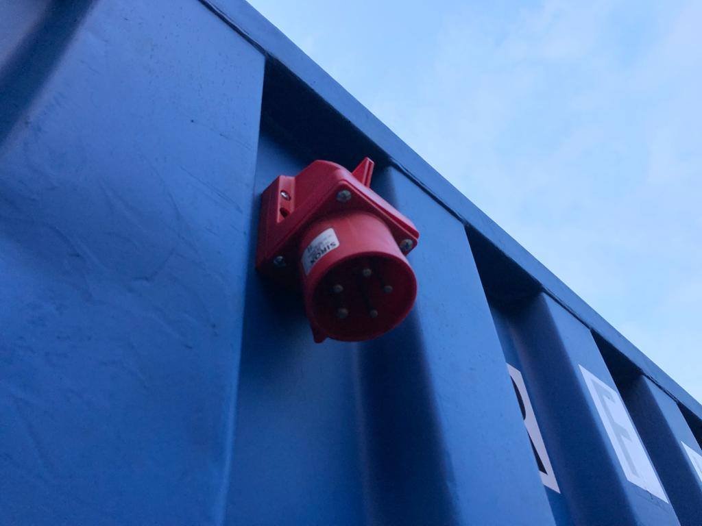Lagercontainer 20 Fuß mit Elektroinstallation – Neu — 2