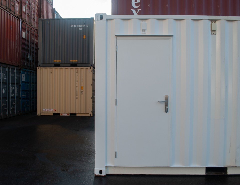 Shipping Container 8 ft – Used — 9