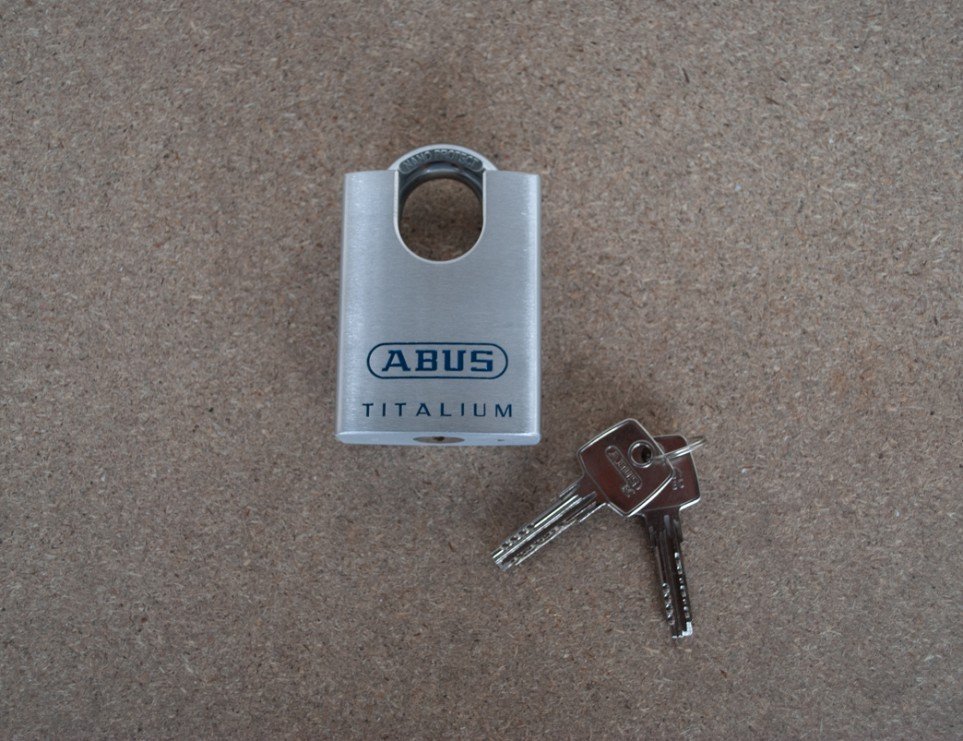 Contenedor marítimo 20 pies – Usado — 8